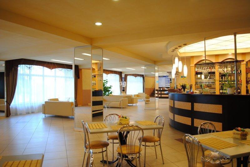 第聂伯罗彼得罗夫斯克 Rassvet酒店 外观 照片